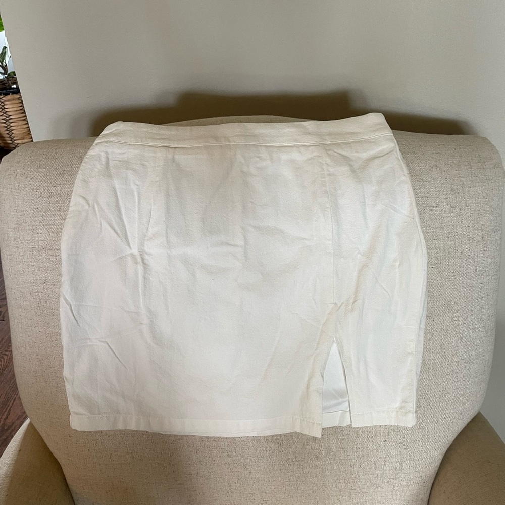White linen skirt double lined